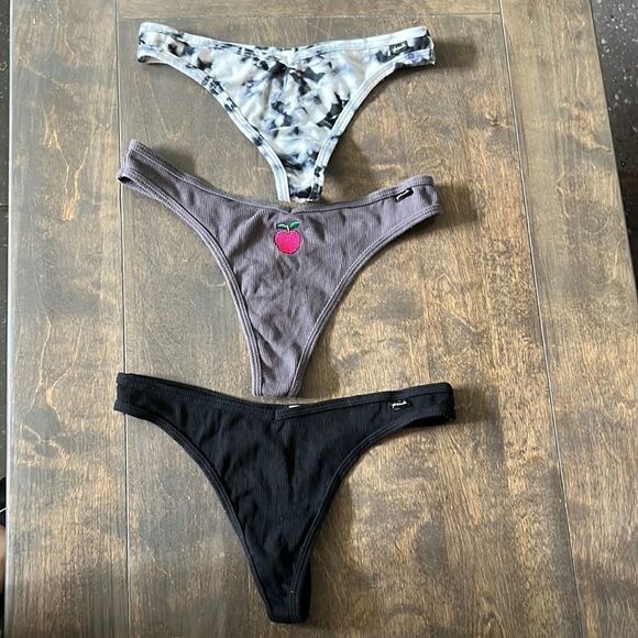Victorias Secret thong string cotton 3 lot bundle Sz-Medium - Picture 3 of 14